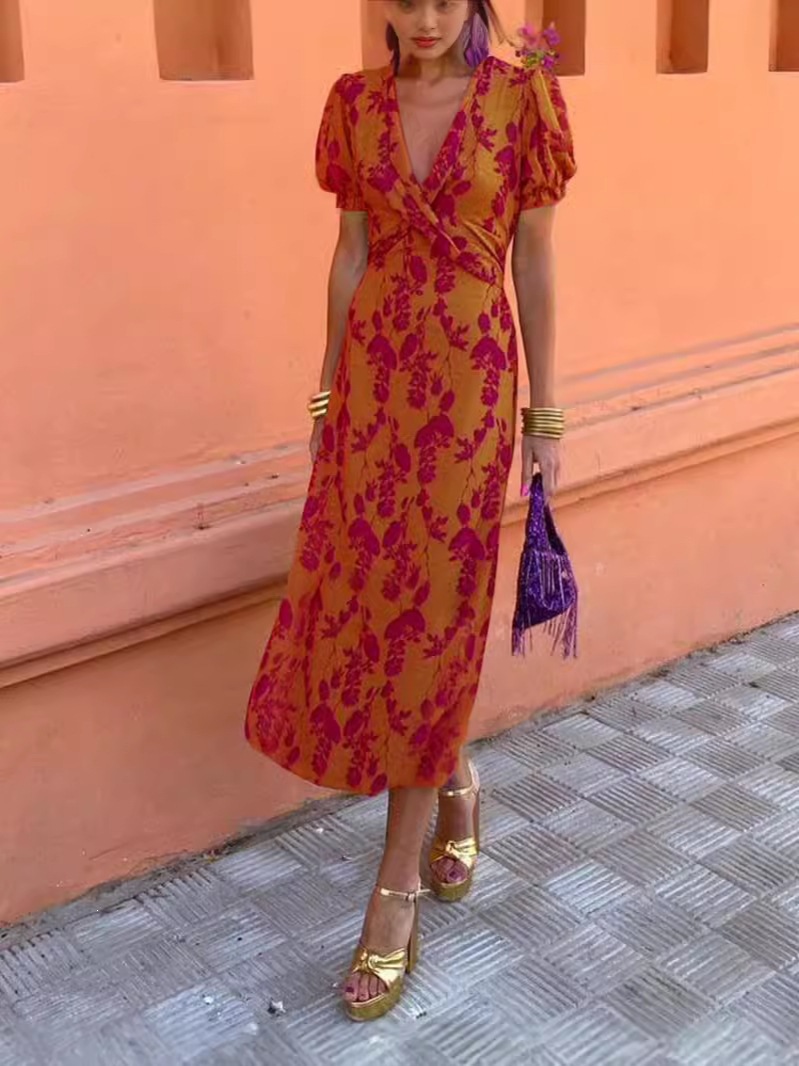 Women's ruched maxi dress in watermelon red – V-neck short sleeve form-fitting printed elegant