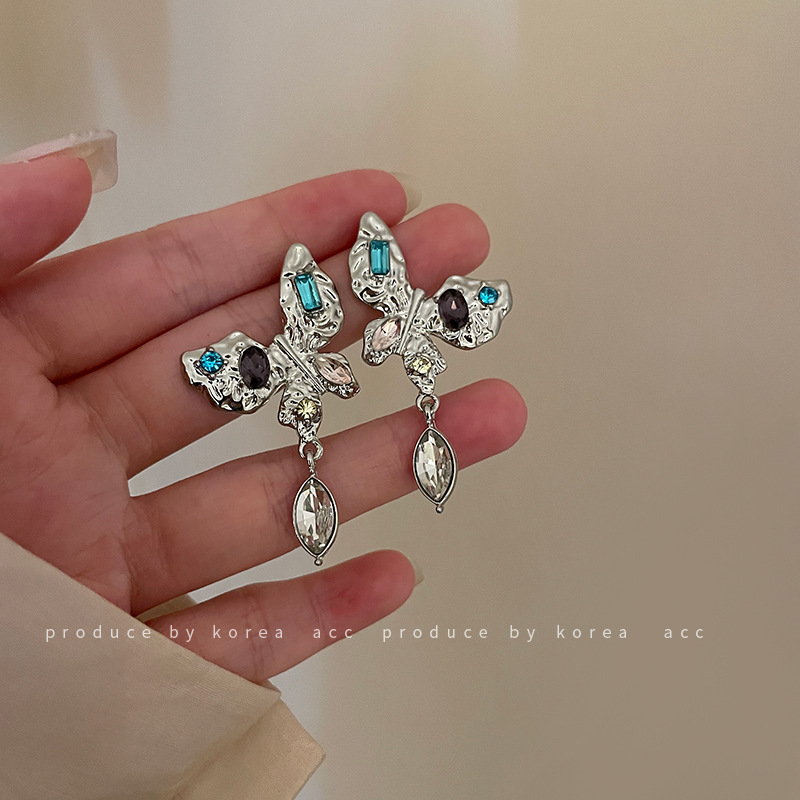Silver Needle Crystal Butterfly Earrings Korean Design Small And Exquisite