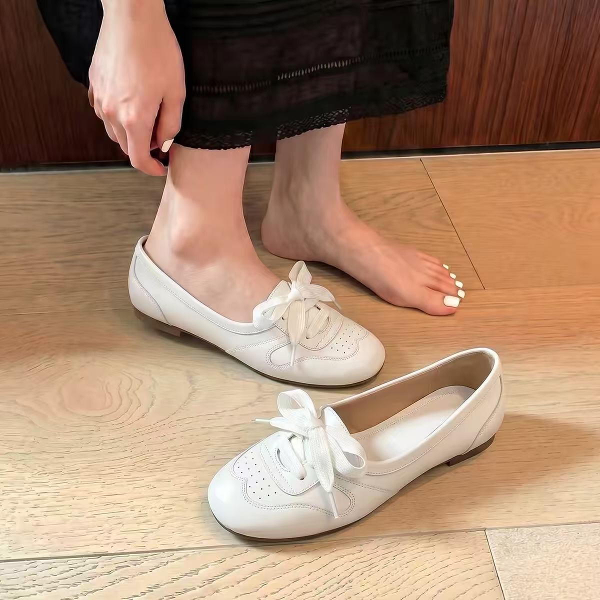 Lace-Up Mid-Cut Flats, picture 3 of 5