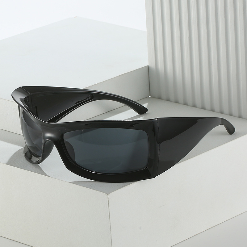 Title 11, Personalisierte Damen-Sonnenbrille mit großem R...