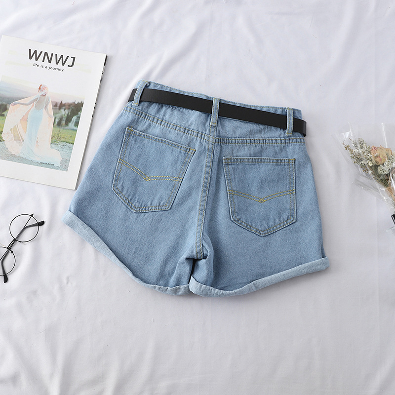 Title 2, Damen High Waist Denim Shorts mit gerolltem Sau...