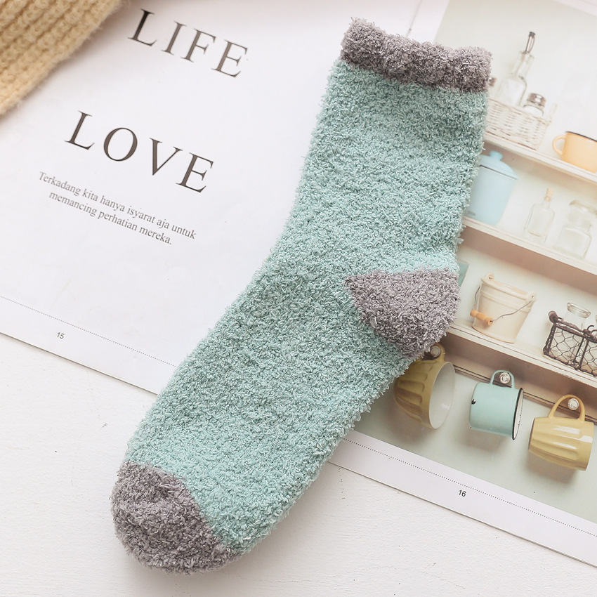 Title 2, Half fleece home socks