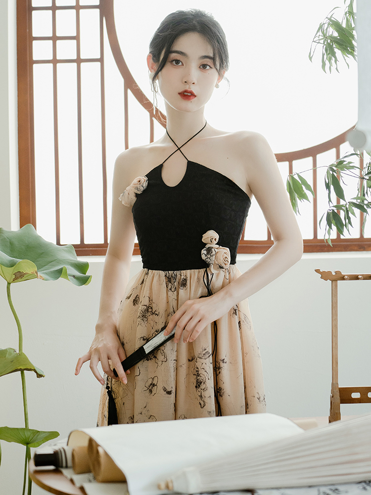 Rose Hanging Neck Suspender Skirt Knitted Cardigan Suit