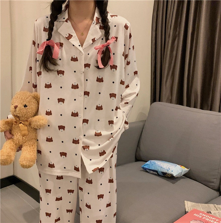 Title 3, Loose bear two-piece home suit