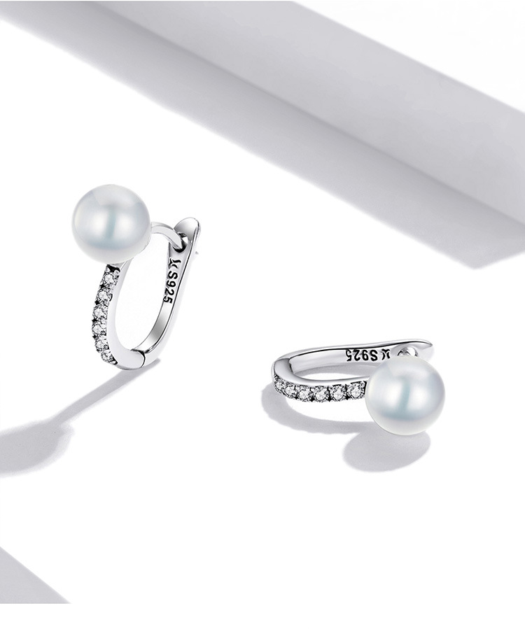 Simple Female Bead Ear Buckle Gentle