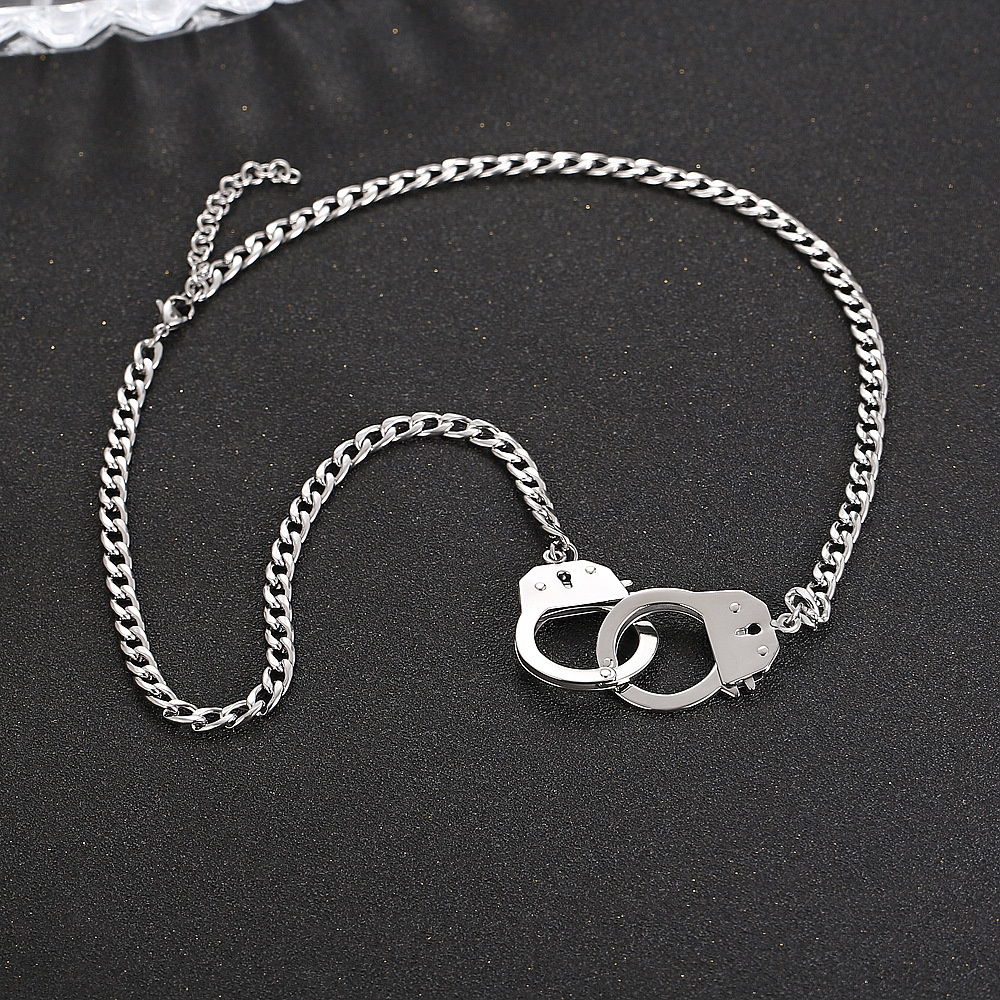 Hipster Hip Hop Creative Open Handcuffs Necklace Ins Men And Women Street Disco Titanium Steel Pendant Sweater Chain Ornament