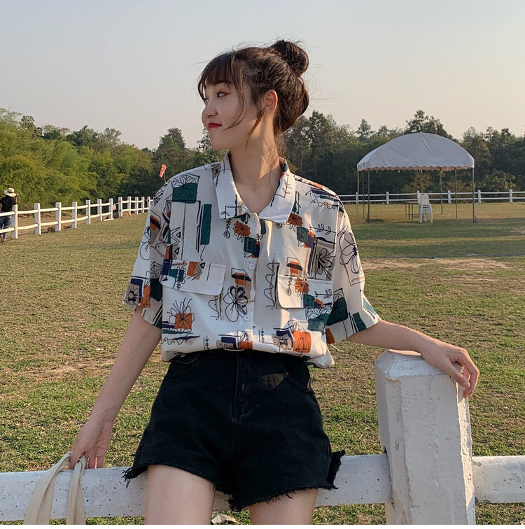 Title 4, Vintage Print Short Sleeves Shirt Women