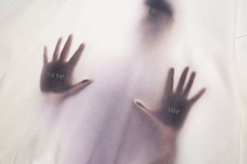 Handprinted White Ink Direct Spray Printed Men's Hooded Sweater