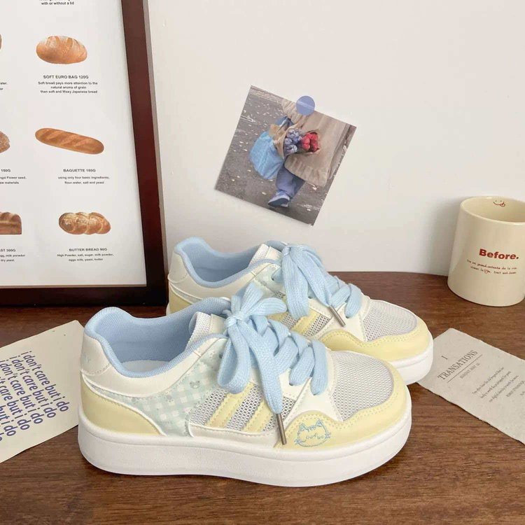 Cute Cat Design Low-Top White Shoes For Women, New Spring 2026 Collection... 4