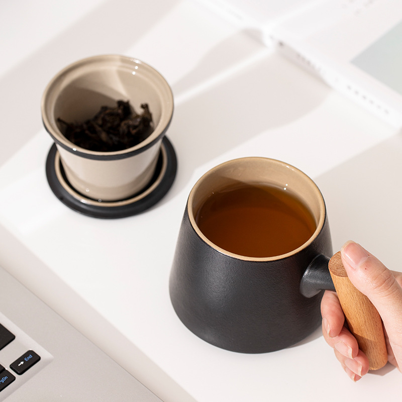 Creative And Simple Ceramic Office Cup With Wooden Handle