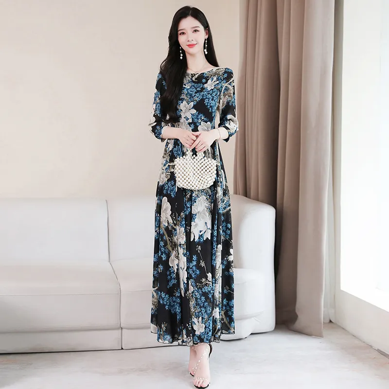 Fashionable And Elegant Long Skirt With A Slim Fit - Blue
