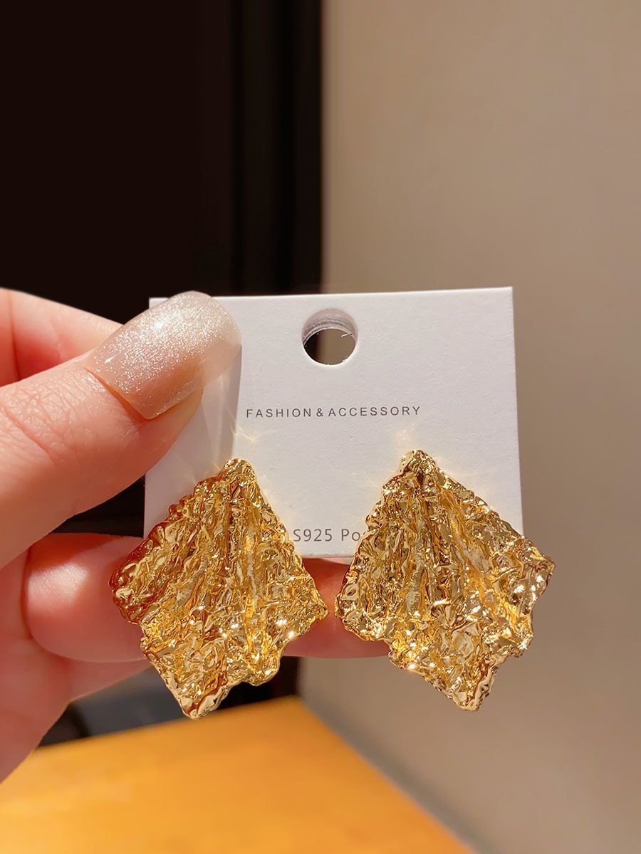 Vintage Large Earrings With Crinkled Metal Finish. Irregular Bold Design, Cool Minimalist Vibe, Niche European Style For Women.