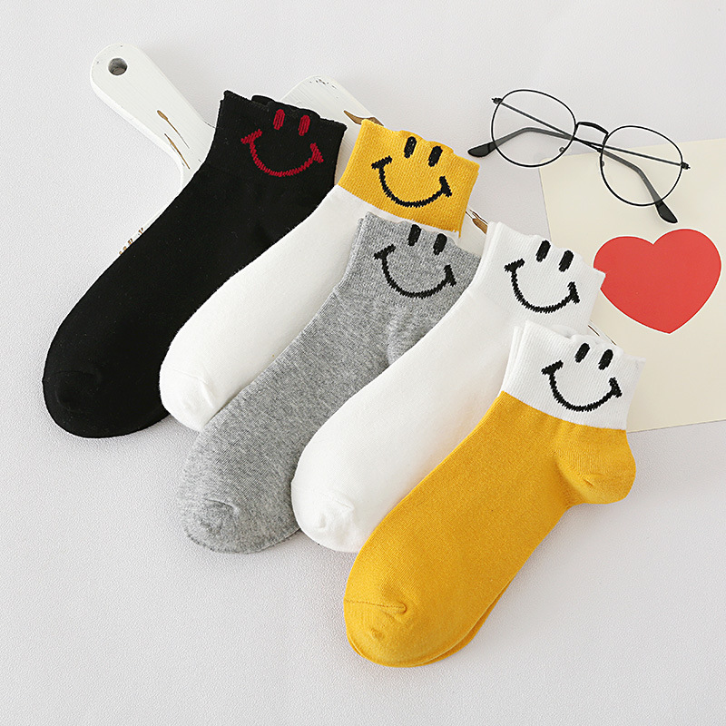 Title 10, Chaussettes gros smileys