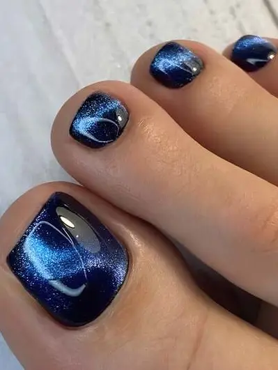Enhance Your Style  24-piece Short Square Blue Transparent Crystal Cat-eye Design Nail Art Set - Covers All Fingernails.Suitable For Parties,dances Or Daily Wea