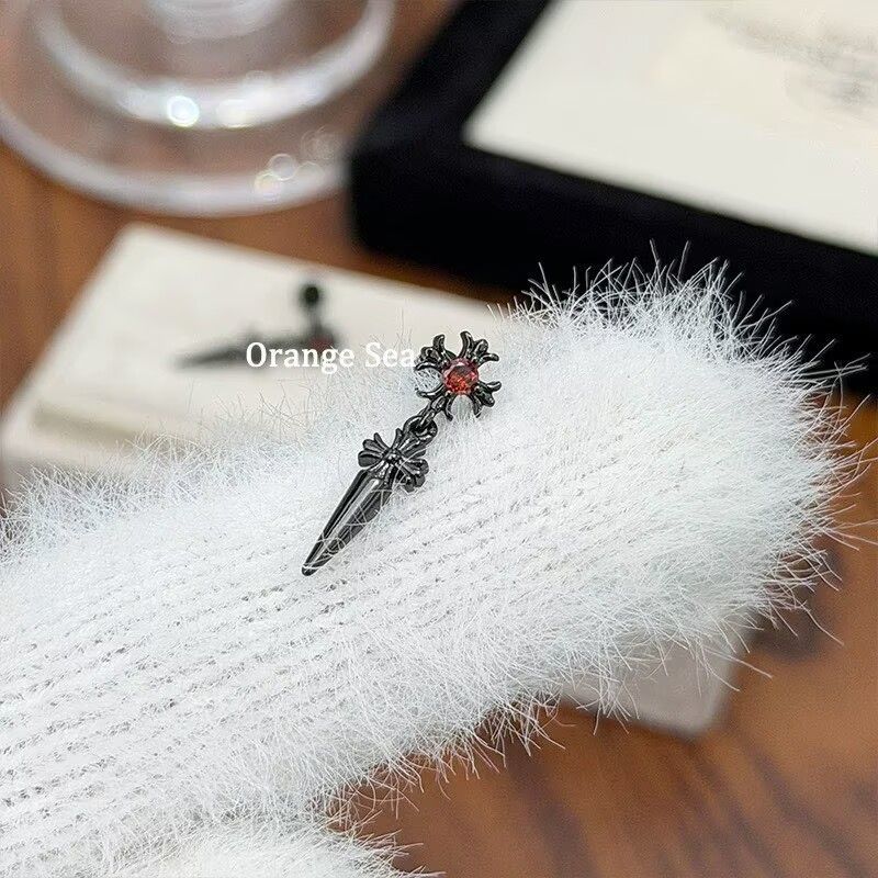 Dark Sweet Cool Cross Spike Cartilage Studs, Titanium Steel Unique Black & Red Earrings For Hot Girls Punk Ear Jewelry - photo 2