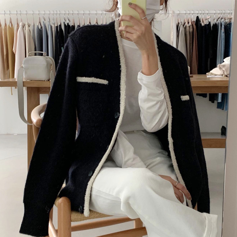 Contrasting Color V-neck Loose Cardigan Sweater Women