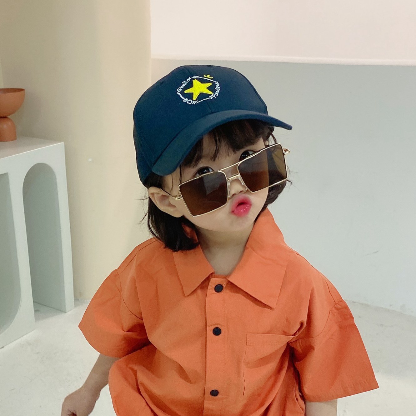 Show White Men's Simple Embroidered Shade Student Baseball