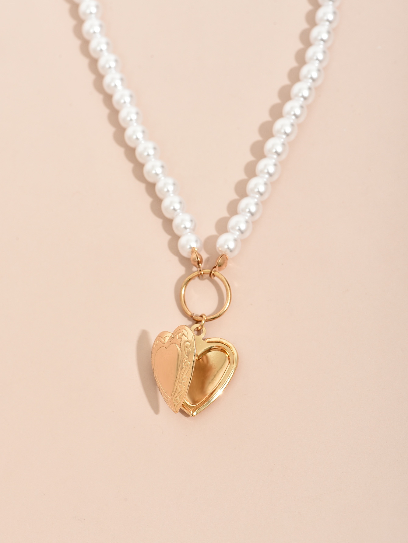 Ladies Fashion Necklace Cold Wind Clavicle Chain