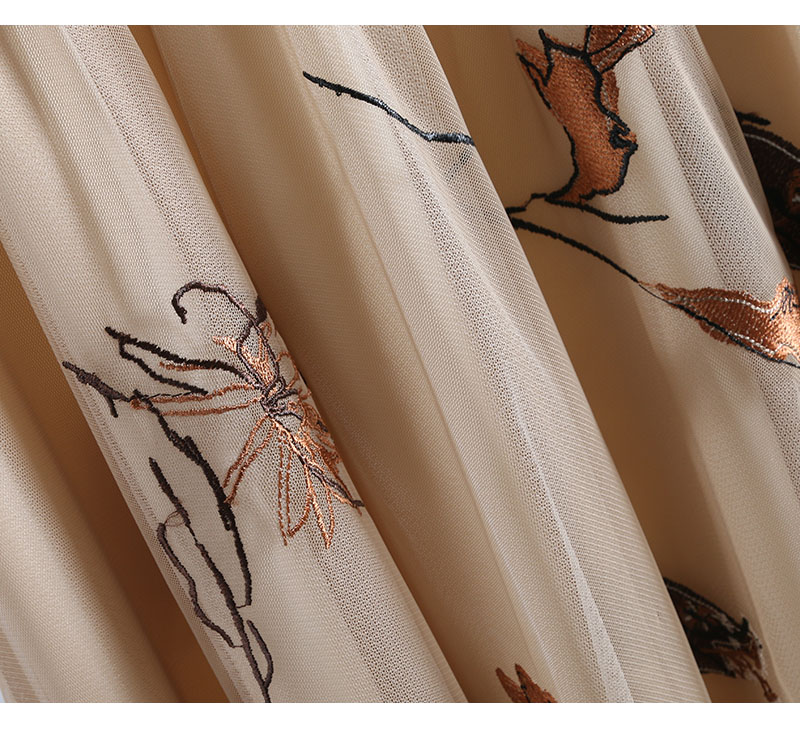 Retro Mesh Versatile Large Swing Embroidered Women's Dress