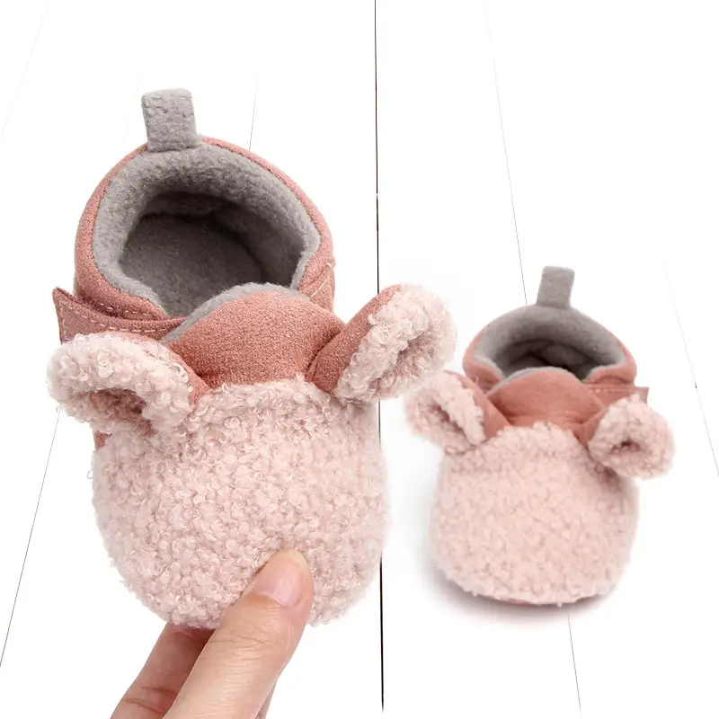 Mother And Baby Walking Shoes Are Cute