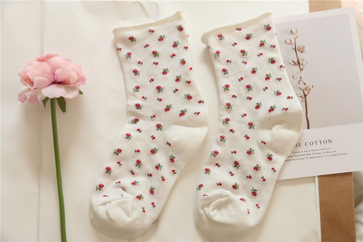 Title 4, Cherry Cotton Socks Middle Tube Socks