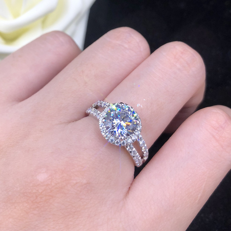 Title 2, 925 Silver Gilded Moissanite Diamond Ring for W...