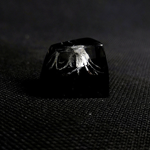 e8cf0a9c-0c70-4e12-b460-fa1ab0ff575b.jpg