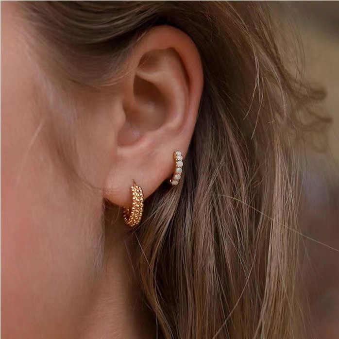 Title 3, Retro Fashion Elegant Earrings For Women