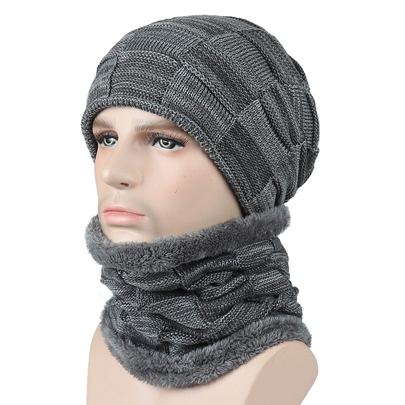 Autumn And Winter New Men's Square Plaid Fleece Beanie Hat — foto 3