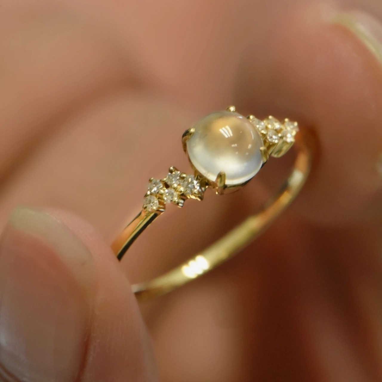 Natural Moonstone Exquisite Female Ring