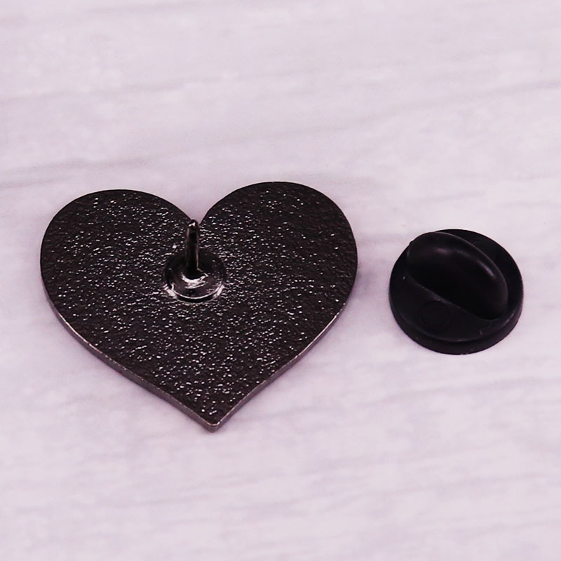 Fashion Creativity Ignite My Love Broken Heart Brooch — view 4