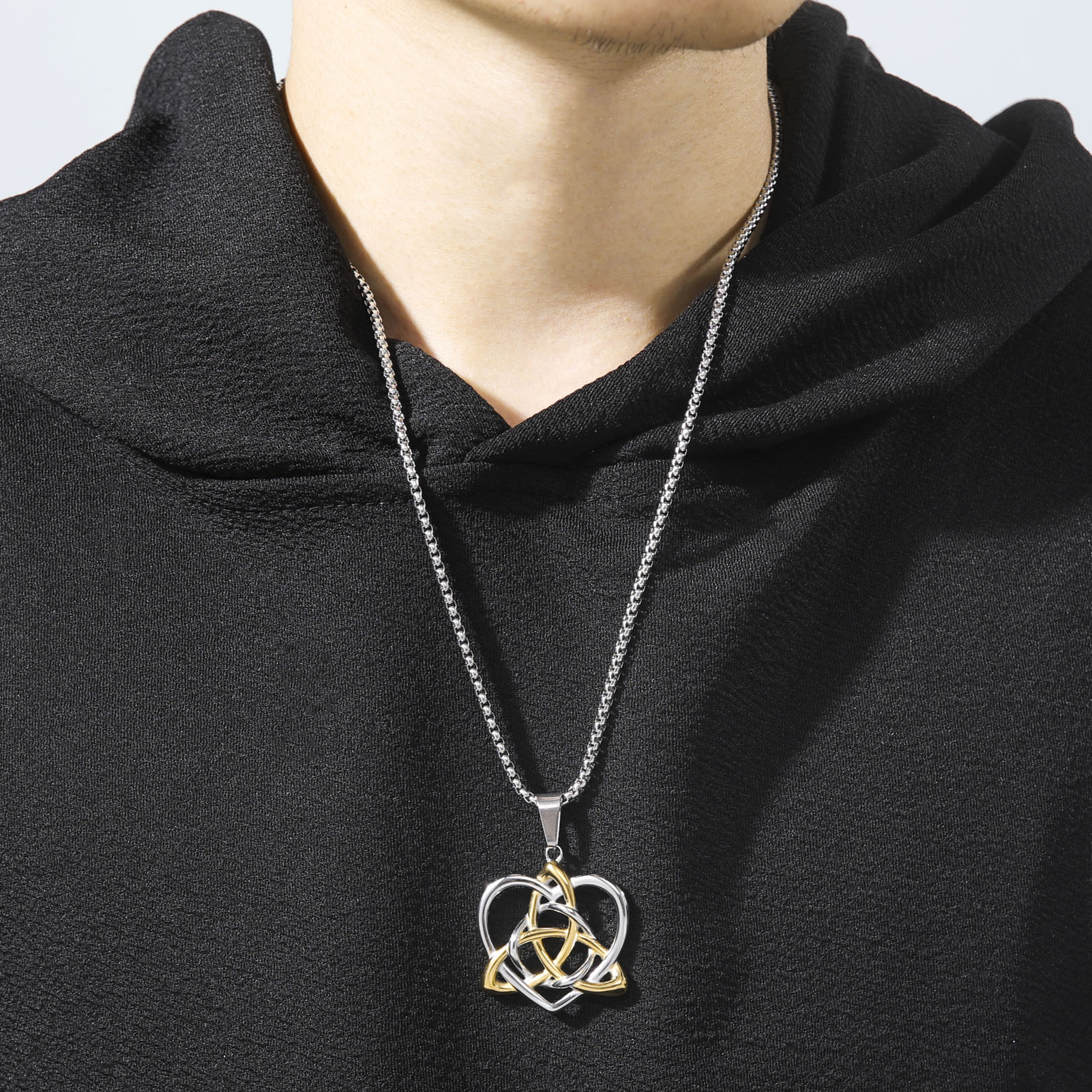 European And American Fashion Love Pendant Stainless Steel Necklace