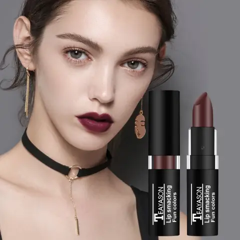 Dark Lipstick White Nude Color Vampire Halloween Creative Makeup