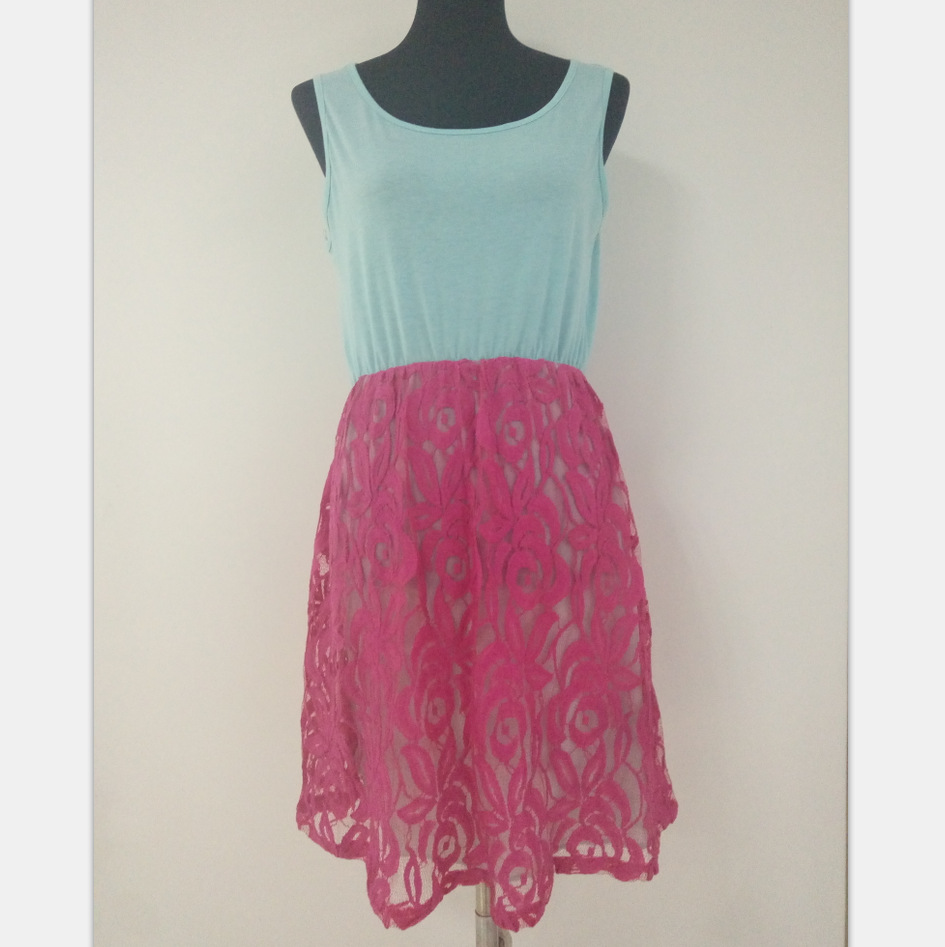 British Solid Color Stitching Lace Dress