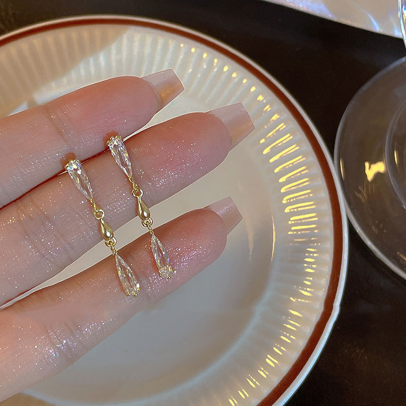 Women's Fashion Temperamental Sterling Silver Zircon Earrings