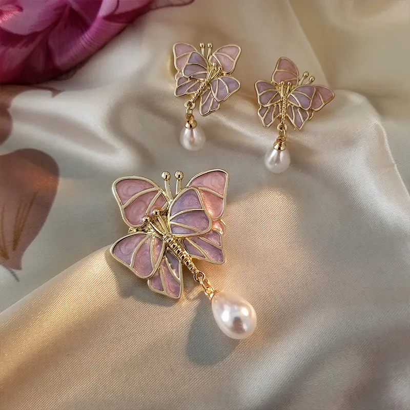 Tender Butterfly Brooch Female Silk Scarf Button