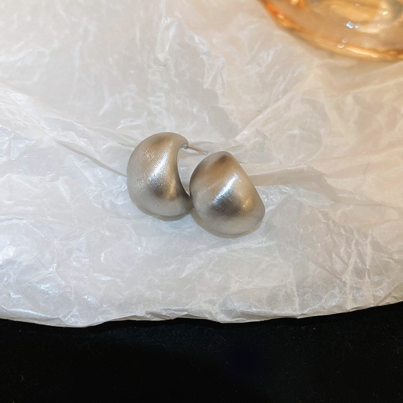 Silver Needle Circular Hoop Stud Earrings Elegant Cold Style Daily Fashion Earrings