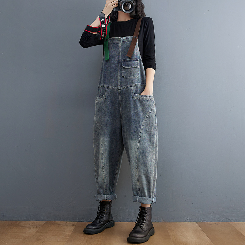 Title 2, Fat Sister Clash-colored Shoulder Strap Jeans O...