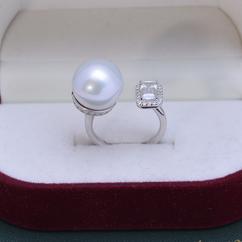 Title 11, Freshwater Pearl Ring 12-13mm White Perfect Cir...