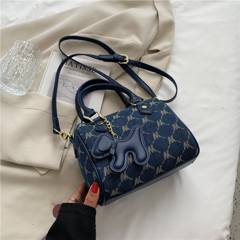 Boston Pillow Texture One-shoulder Messenger Bag