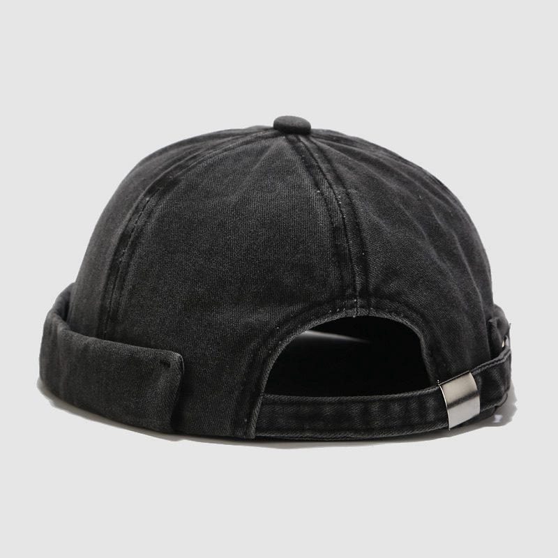 Men's And Women's Identical Solid-color Distressed Brimless Hat With Rolled Brim Design Featuring Retro Distressed Craftsmanship - A Versatile Master Hat.