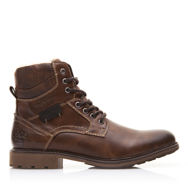 Title 7, Botas de nieve retro con cordones. Calidez, est...