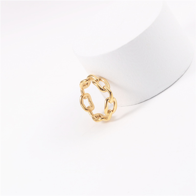 Title 4, Pig Nose Ring Gold Plated