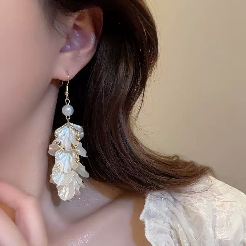 Petal Tassel Pearl Drop Earrings