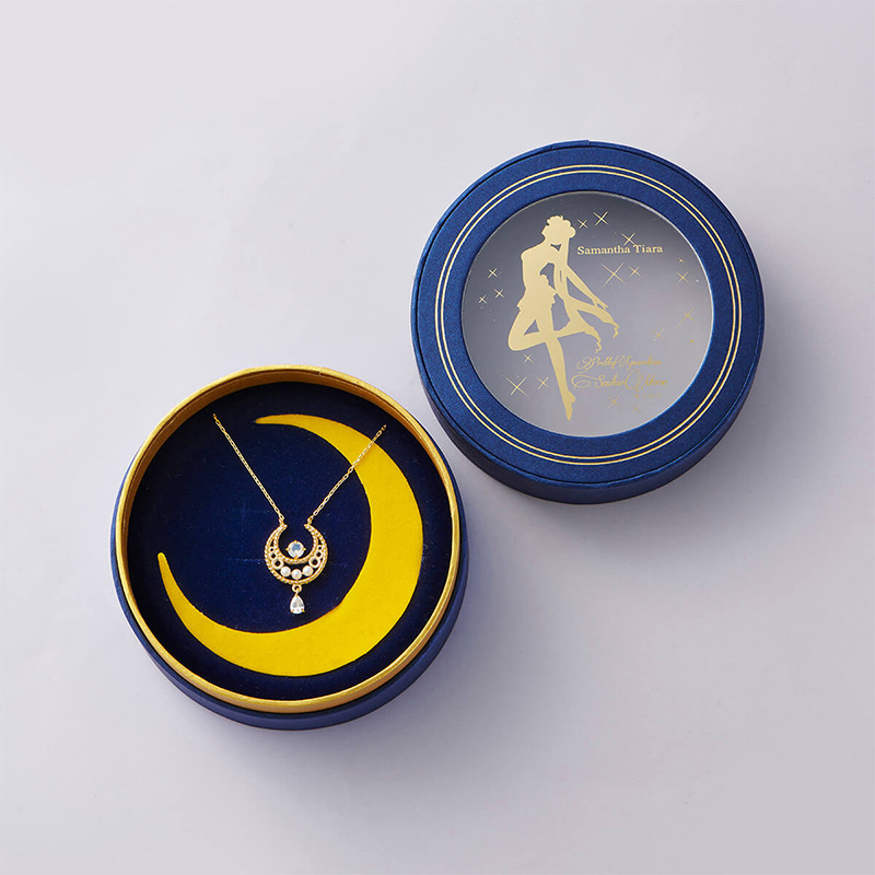 New Beautiful Girl Crescent Necklace