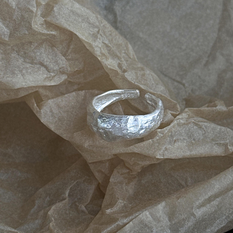 925 Silver Retro Hammered Frosted Ring Luxury Texture White Burned Band