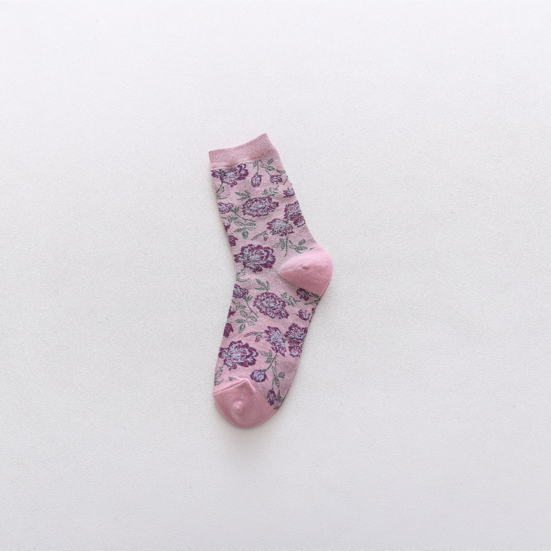 Title 6, Medium tube color socks