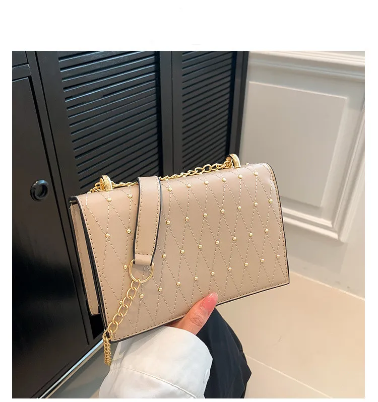 Design Fashion Diamond Chain Shoulder Messenger Bag - Khaki