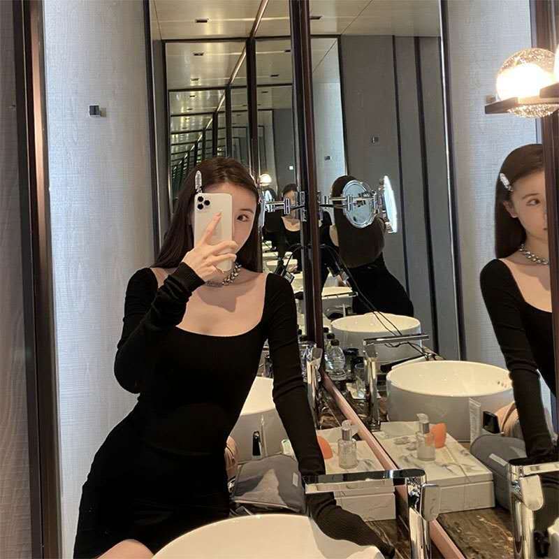 Tight-fitting Square Neck Low-cut Sexy Dress