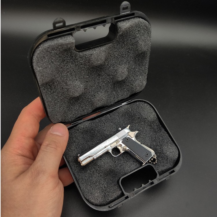 Rubber band gun keychain special plastic suitcase